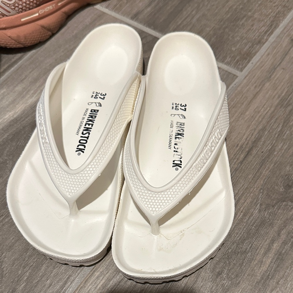 Birkenstock Women's Cream Sandals
